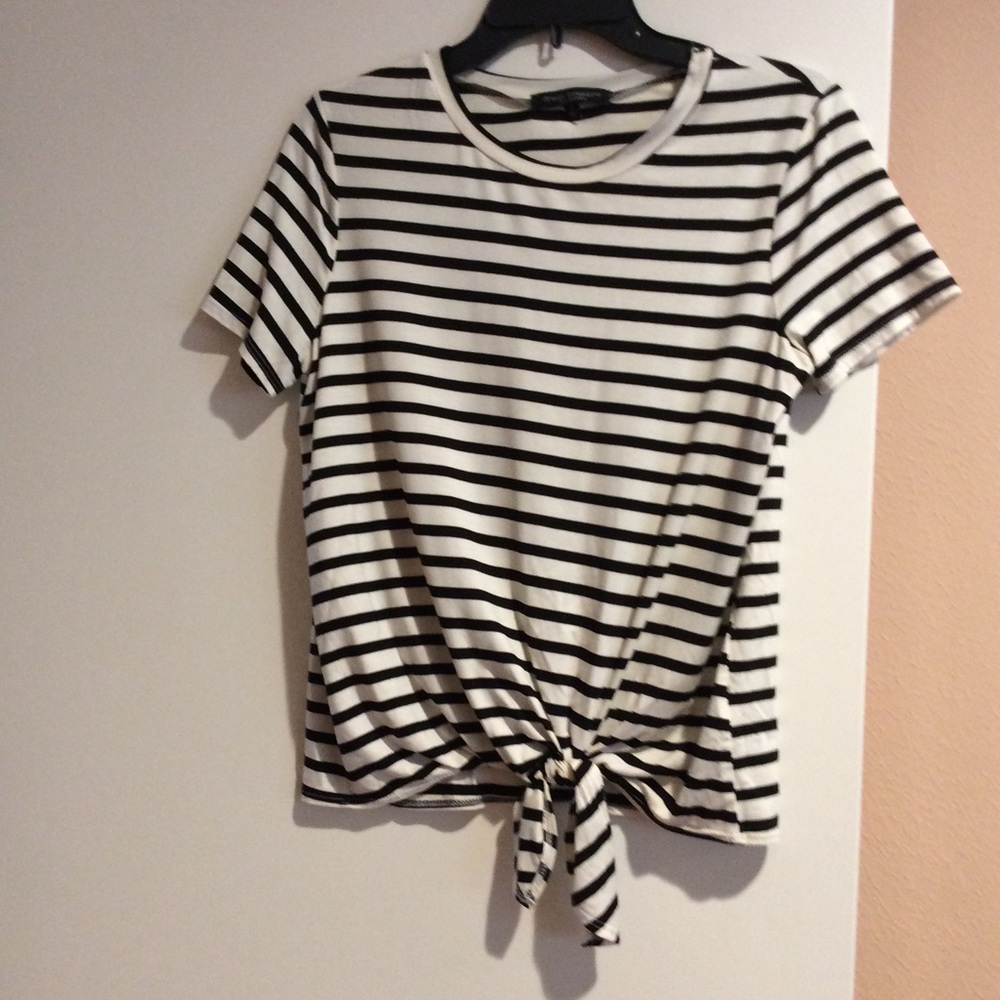 Black white striped T-shirt